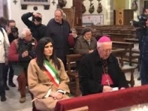 Mons. Nosiglia arcivescovo di Torino e il sindaco pentastellato Chiara Appendino, il Mercoledì delle Ceneri